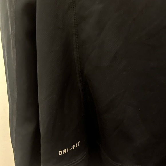 Nike long sleeve running shirt - Picture 3 of 5